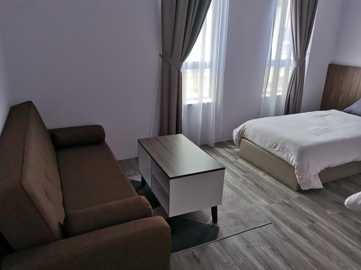 Mersingfirstfloor丰盛港二楼民宿 Extérieur photo