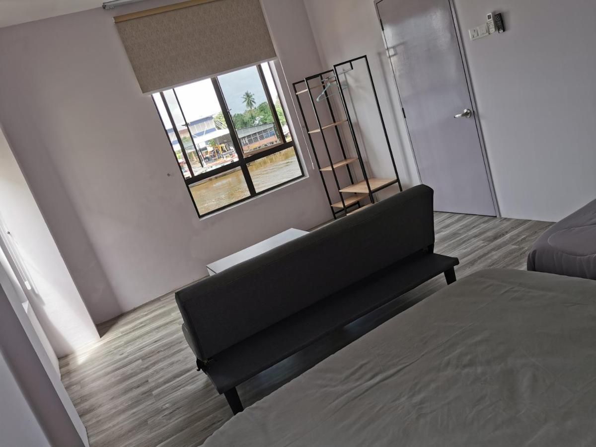 Mersingfirstfloor丰盛港二楼民宿 Extérieur photo