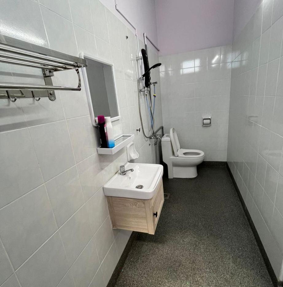Mersingfirstfloor丰盛港二楼民宿 Extérieur photo